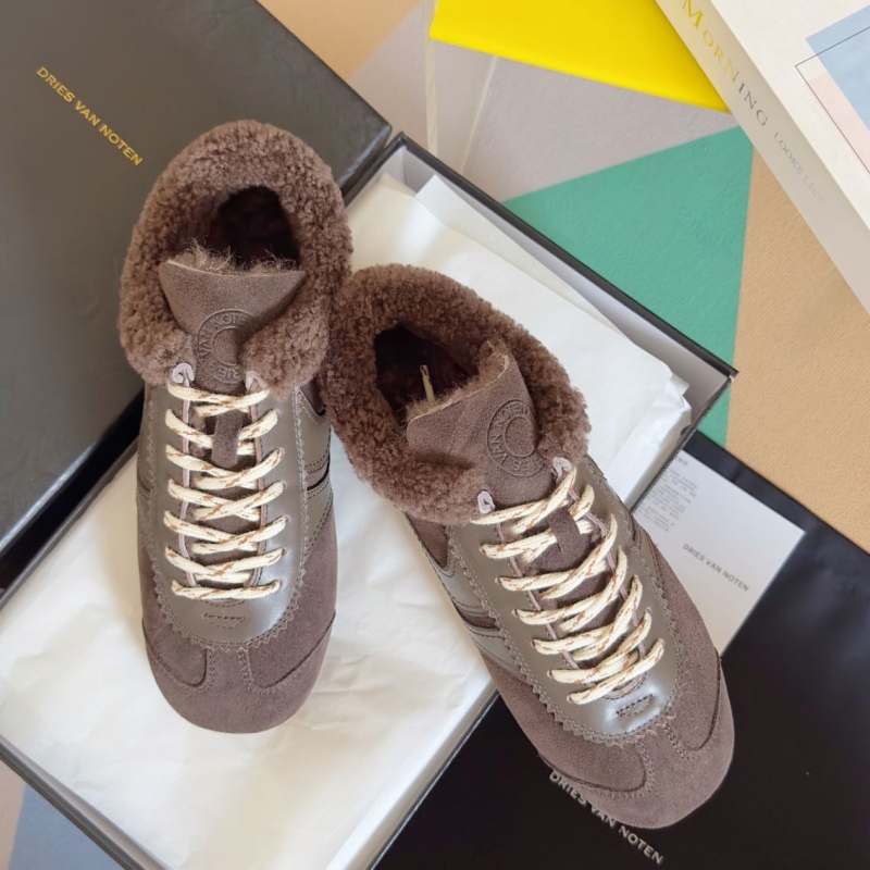 Other Sneakers